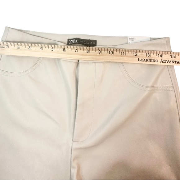 Zara FAUX LEATHER LEGGINGS
Color: Sand Size: L NWT. - Picture 9 of 11